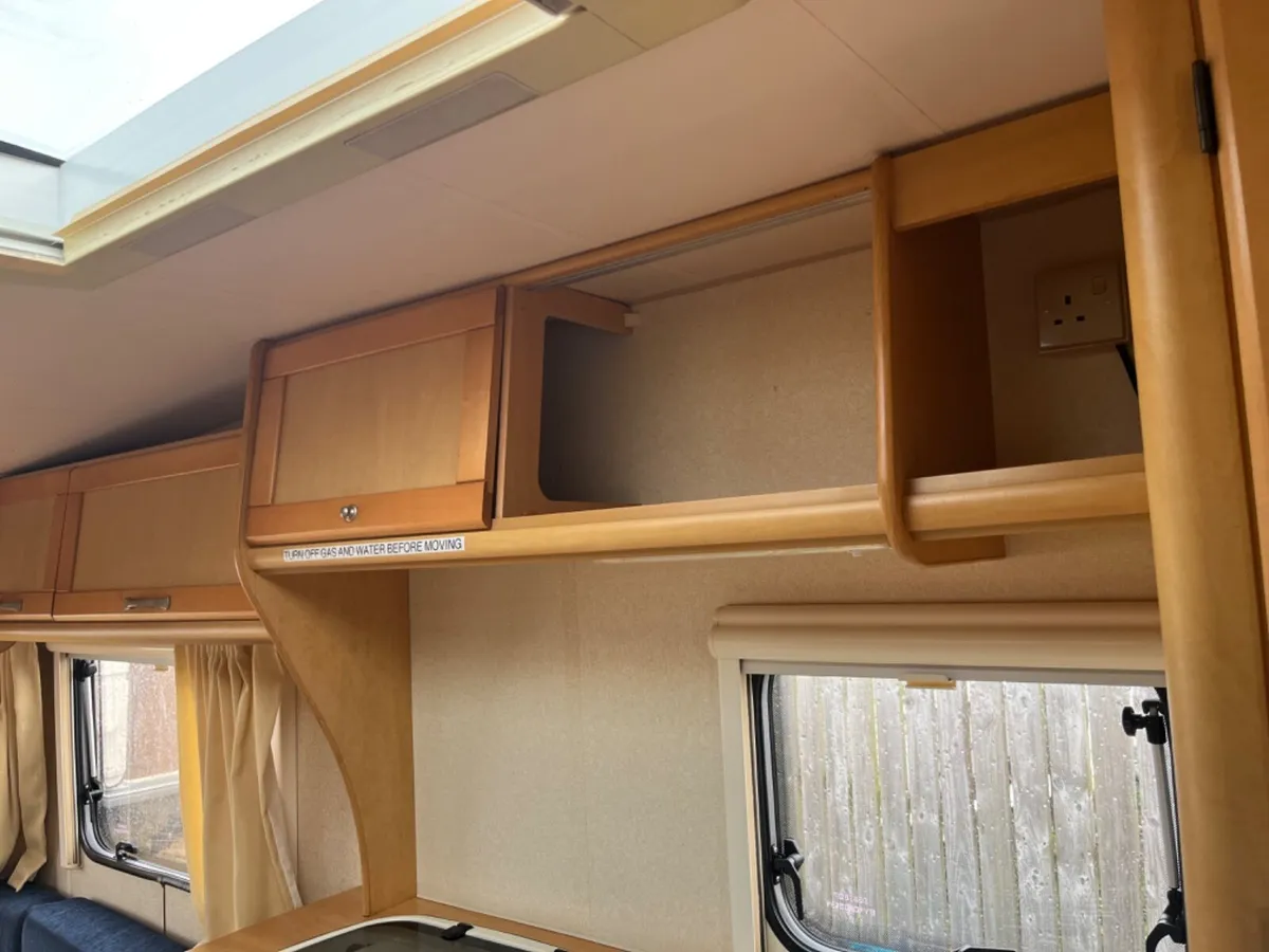 2004 BAILEY RANGER 550 6 BERTH FIXED BUNK BED MOD - Image 3